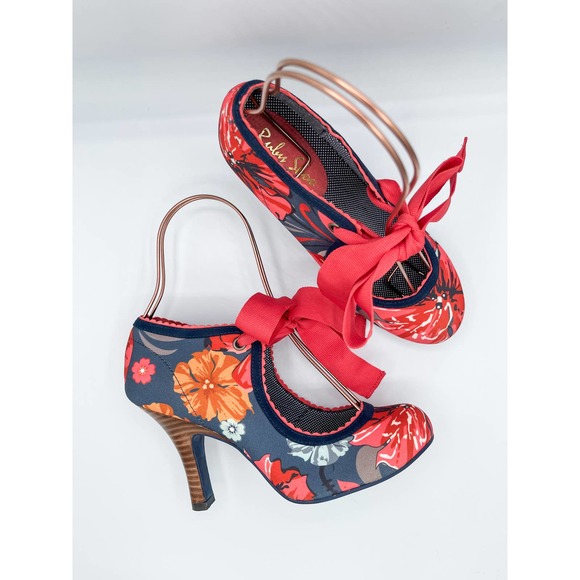 Ruby Shoo Shoes - Ruby Shoo Floral Mary Jane Heels EU 38 US 7 Bow Wooden Heel Retro